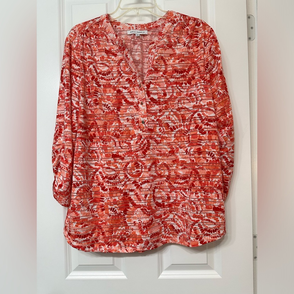 Perfect for Fall Emily Daniels XL Long Sleeve V Neck Blouse Peach/White/cream